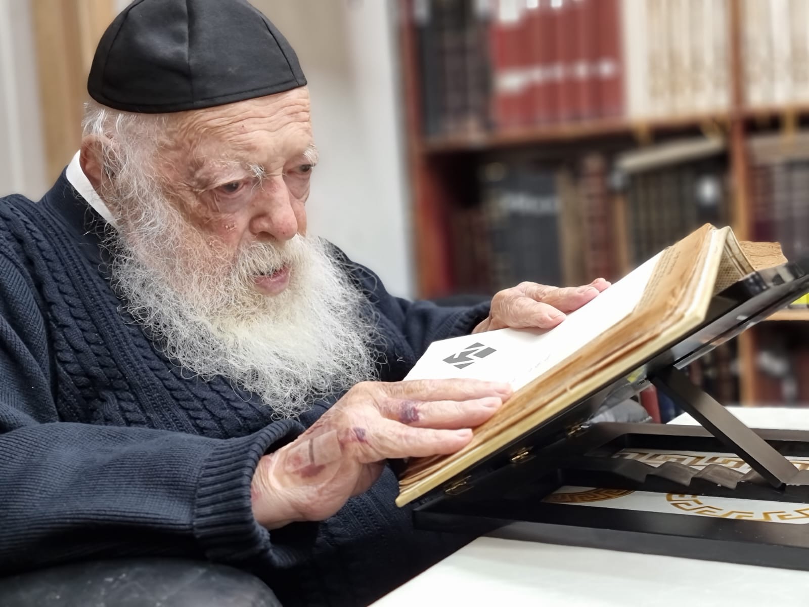 מרן שליט”א בלימוד היום